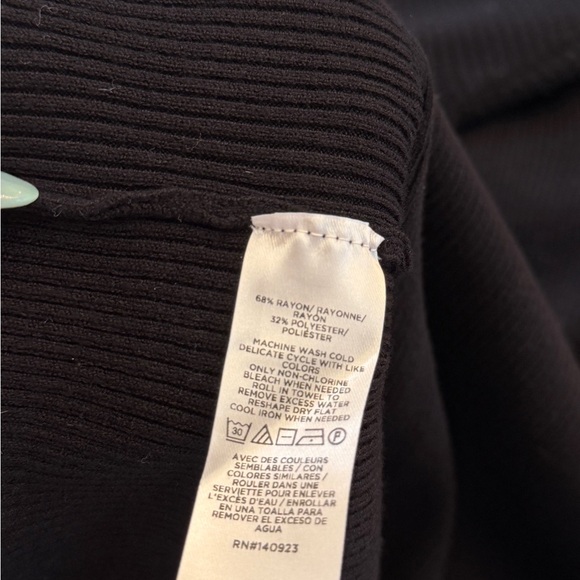 Elegant Black Long Sleeve Turtleneck dress - Picture 4 of 5